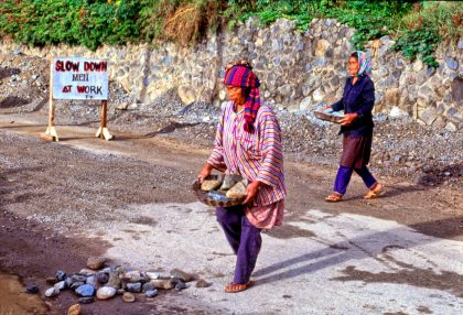 Women at work, Philippines - Gerry Atkinson