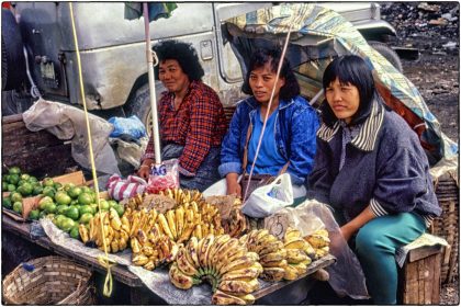 Market traders, Philippines - Gerry Atkinson